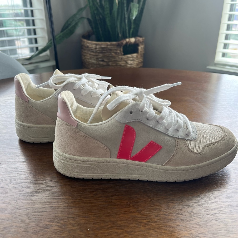Veja Sneakers
